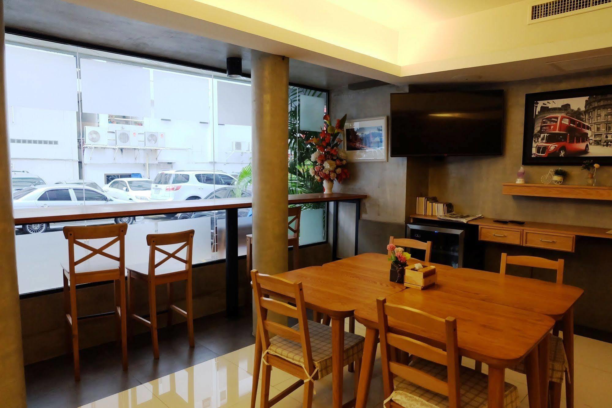 Cozy@9Hotel&Kitchen Bangkok Esterno foto